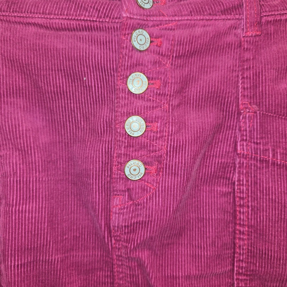 Anthropologie Fuchsia Corduroy Pencil Skirt Size 8 Preloved.